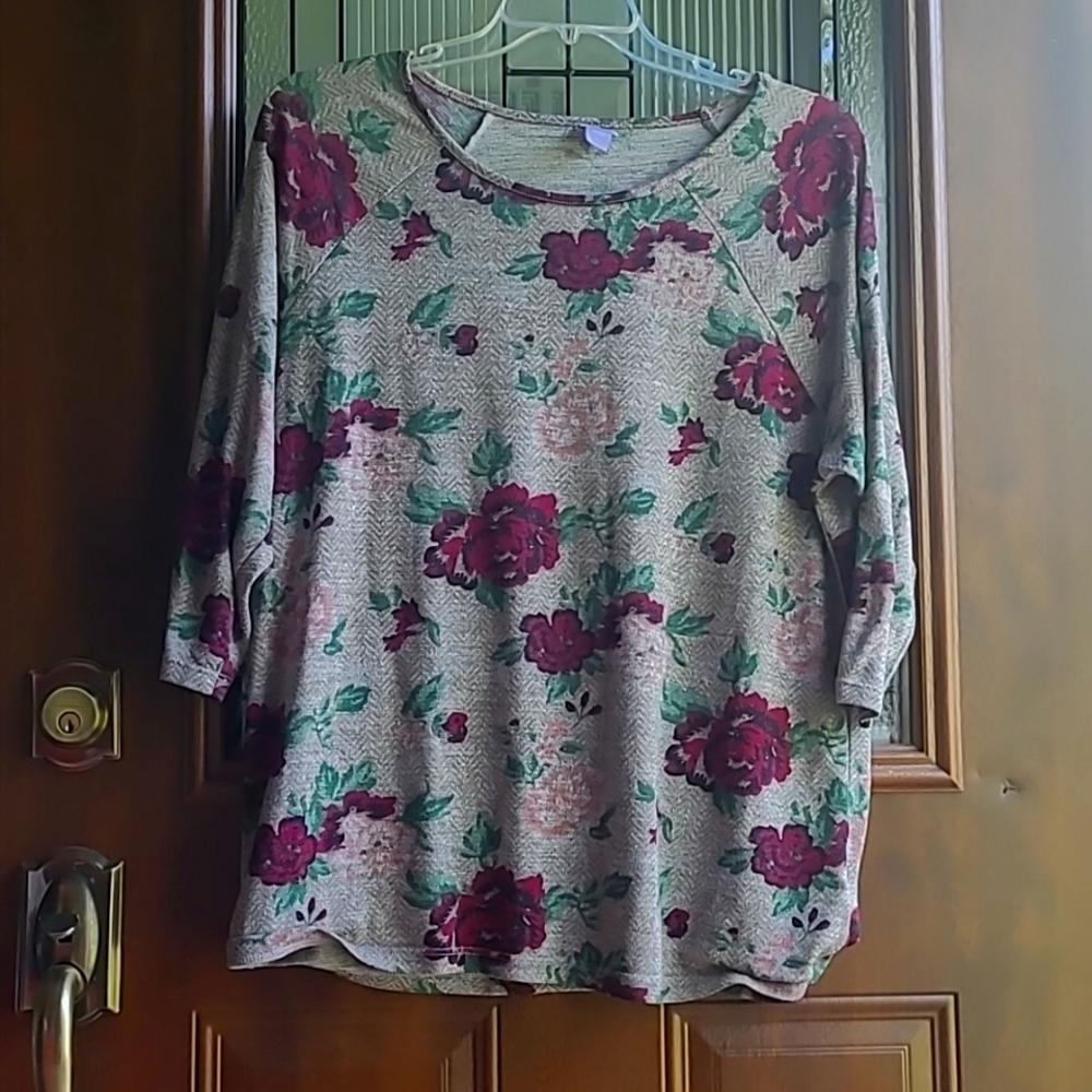 2X floral 3/4 sleeve